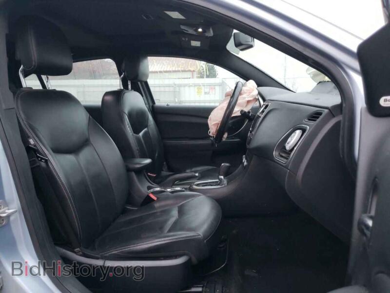 2013 Chrysler 200 (VIN 1C3CCBCG4DN522135) — фото 5 из 10