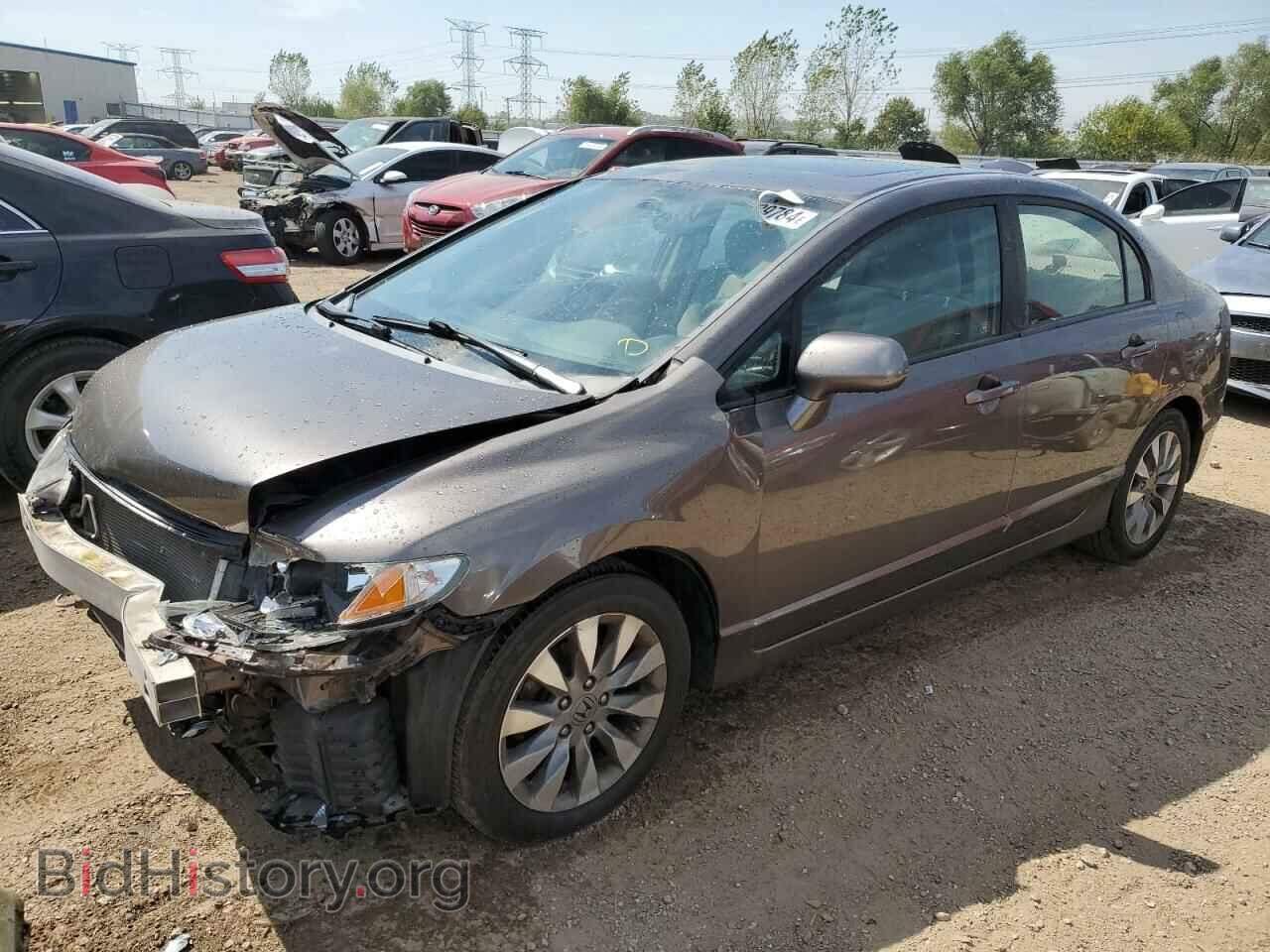 Фотография 19XFA1F86AE019011 - HONDA CIVIC 2010