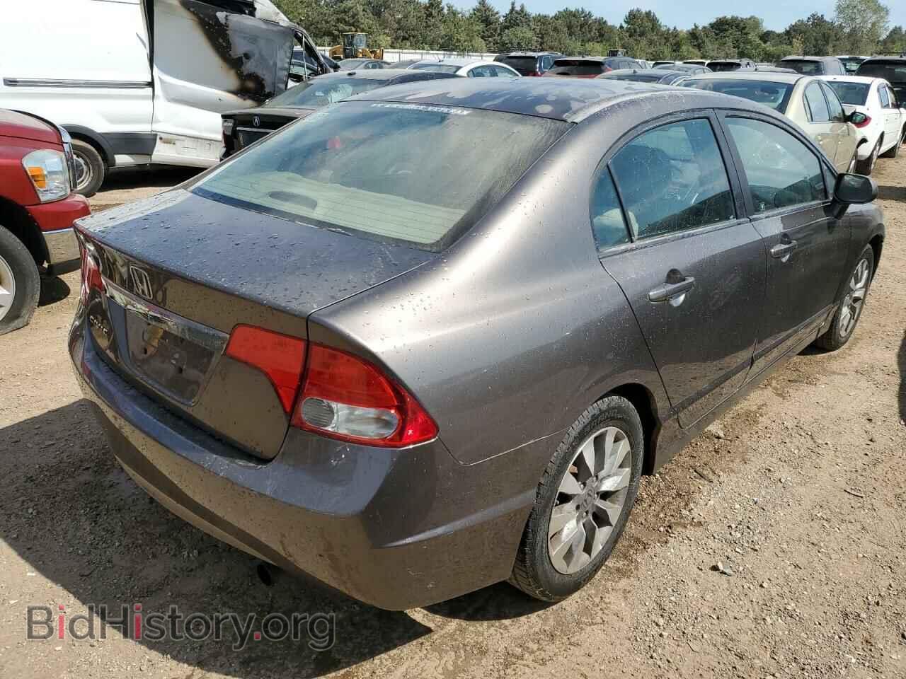 2010 HONDA CIVIC - VIN: 19XFA1F86AE019011 - Фото 3