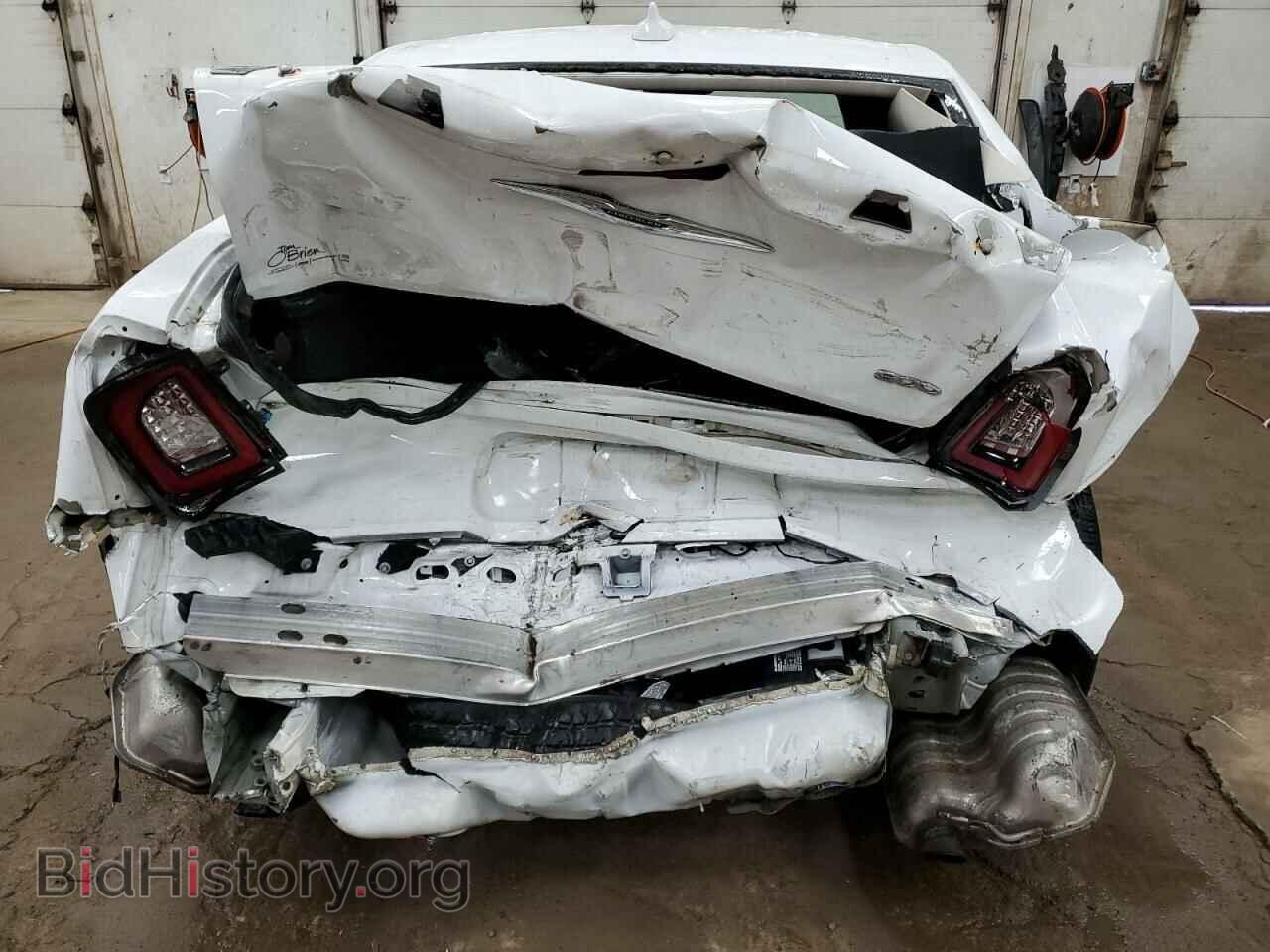 2019 CHRYSLER 300 - VIN: 2C3CCAAG9KH727291 - Фото 6