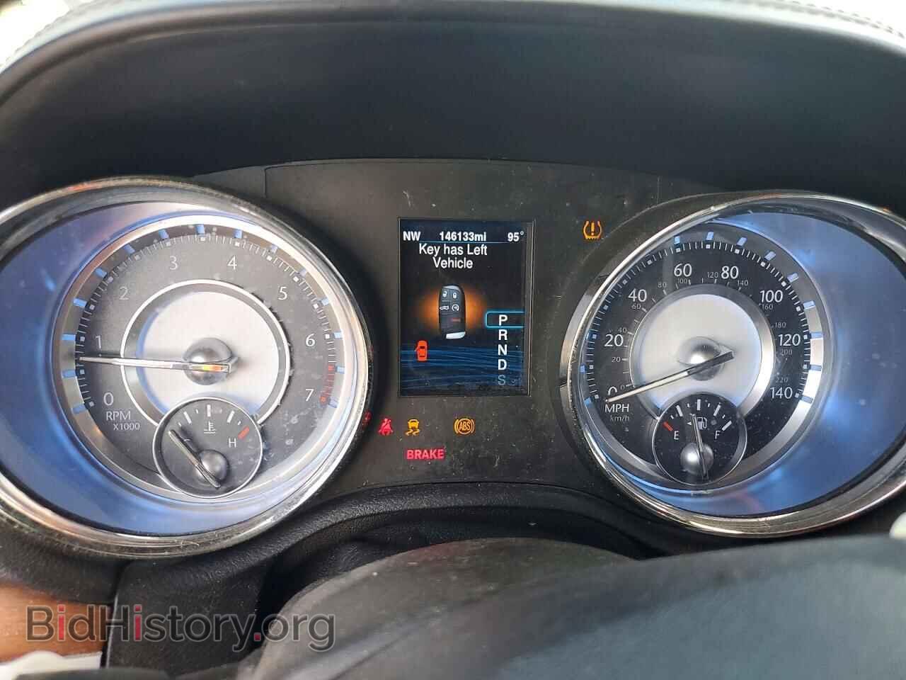 2014 CHRYSLER 300 - VIN: 2C3CCADG2EH186259 - Фото 9