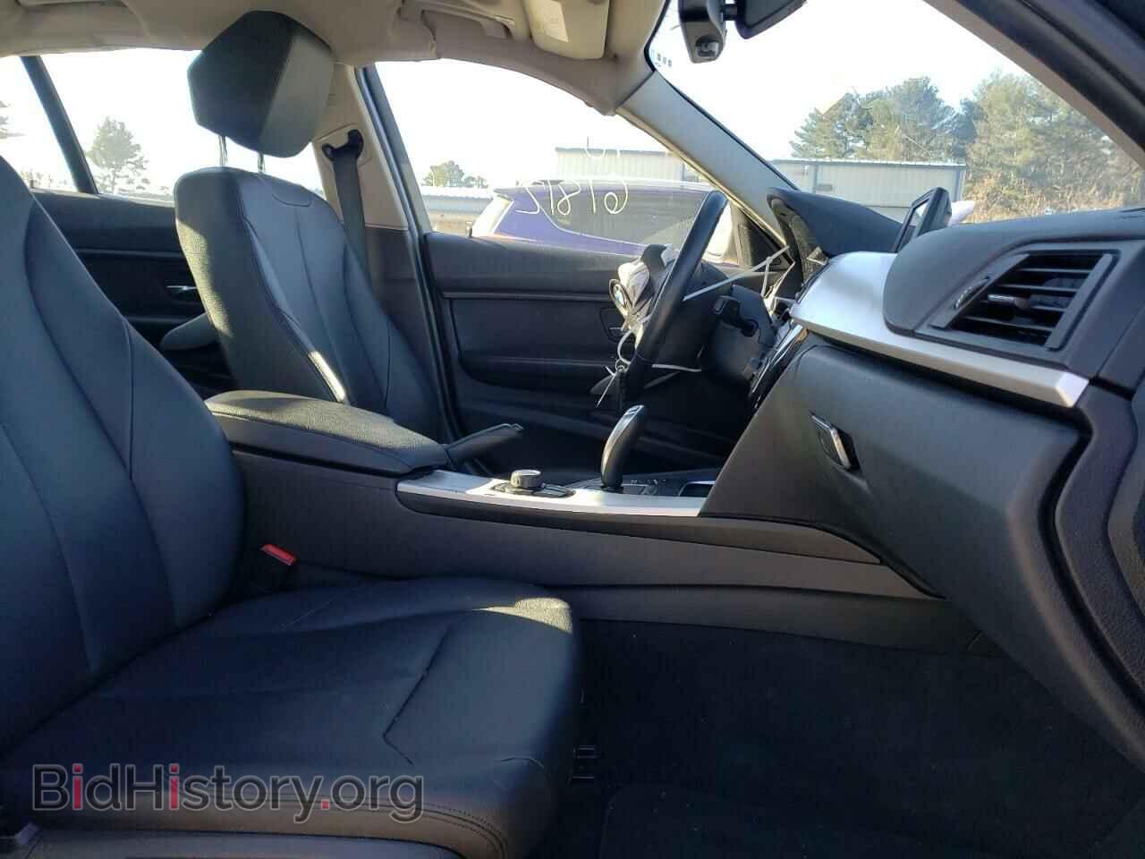 2016 BMW 3 SERIES - VIN: WBA8E1G57GNU10574 - Фото 5
