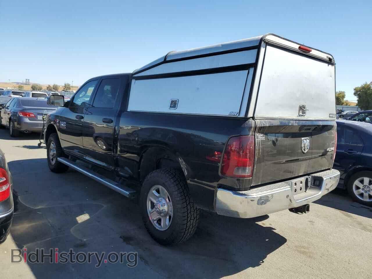 2018 RAM All Models - VIN: 3C6UR5CL9JG270746 - Фото 2