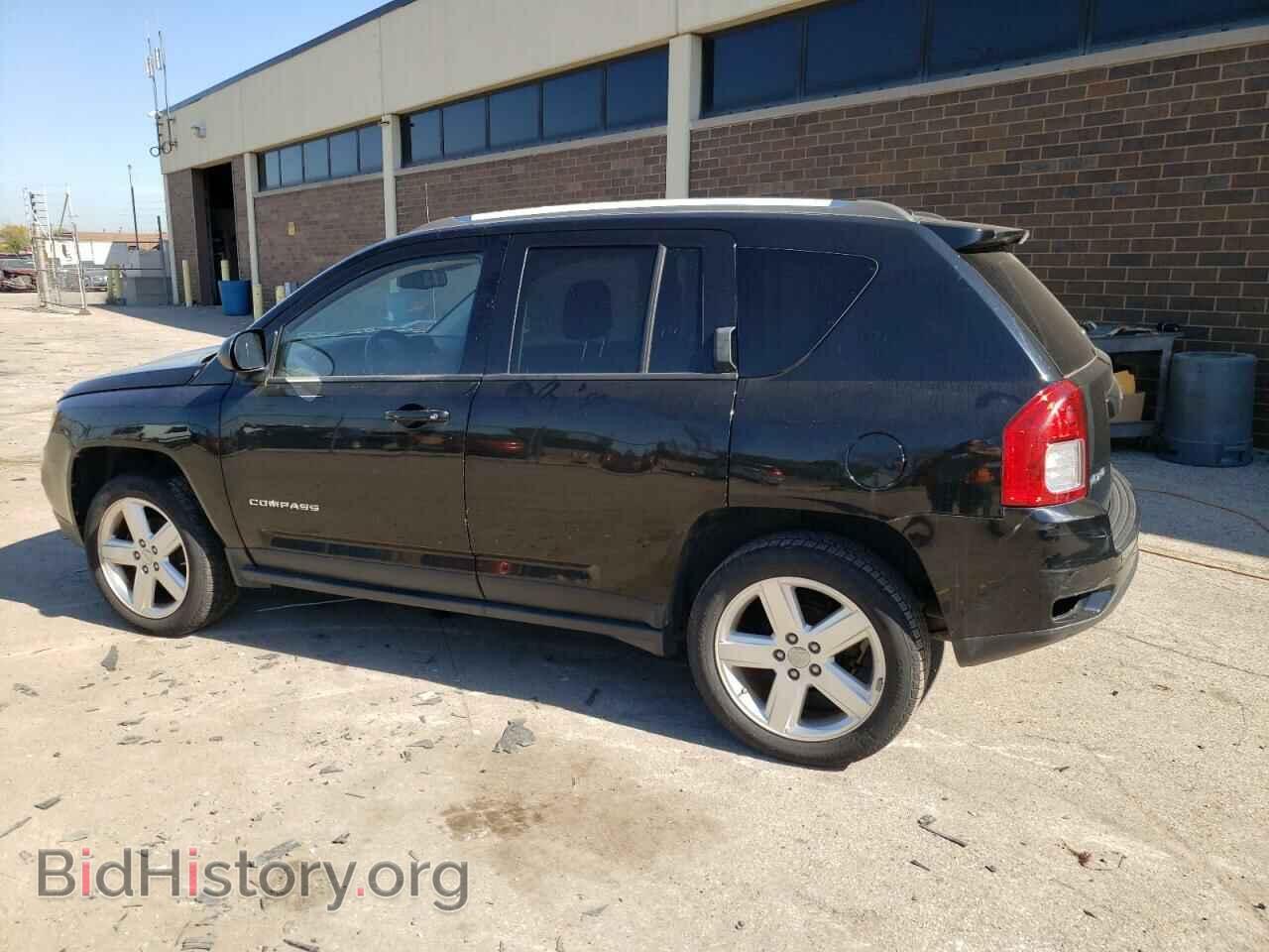 2012 JEEP COMPASS - VIN: 1C4NJDCB1CD676400 - Photo 2