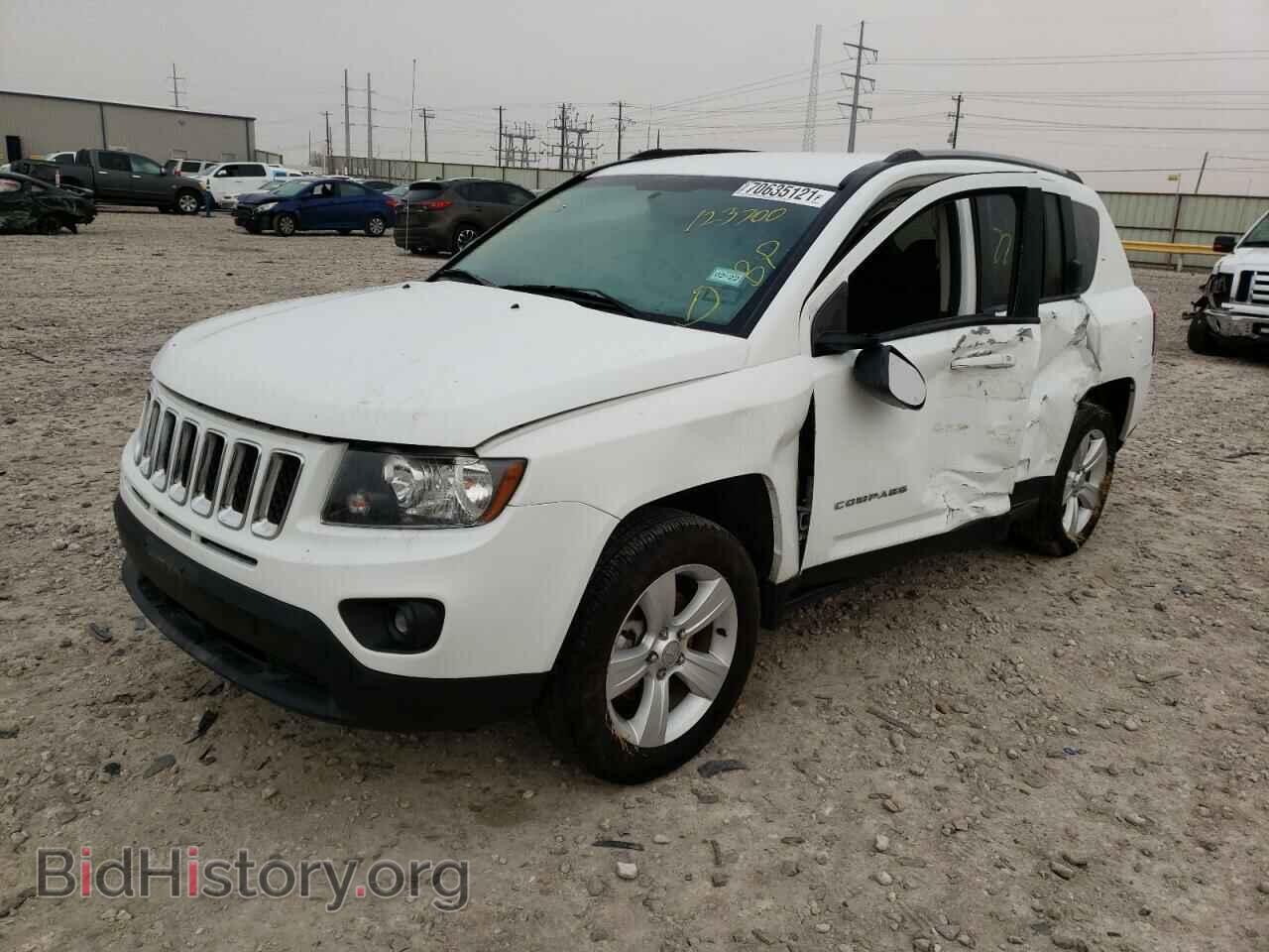 2017 JEEP COMPASS - VIN: 1C4NJCBA7HD123700 - Photo 2