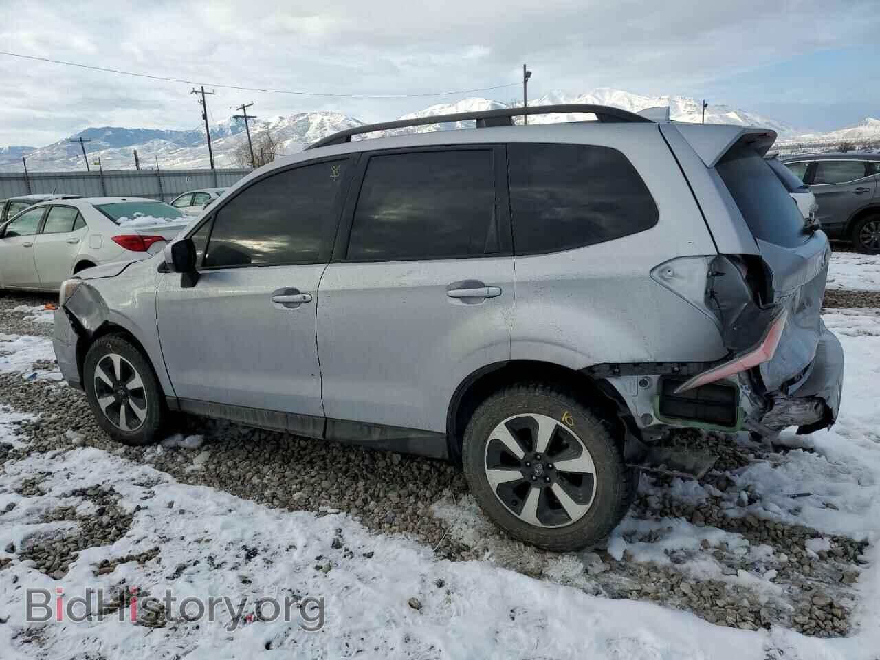 2017 SUBARU FORESTER - VIN: JF2SJAEC6HH456100 - Фото 2