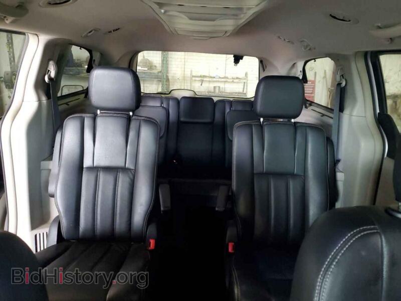 2011 Chrysler MINIVAN (VIN 2A4RR8DG4BR659432) — photo 10 of 13