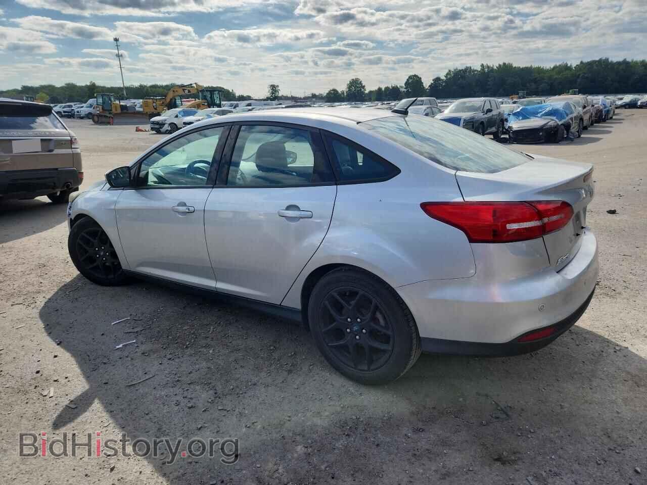 2016 FORD FOCUS - VIN: 1FADP3F24GL332318 - Фото 2