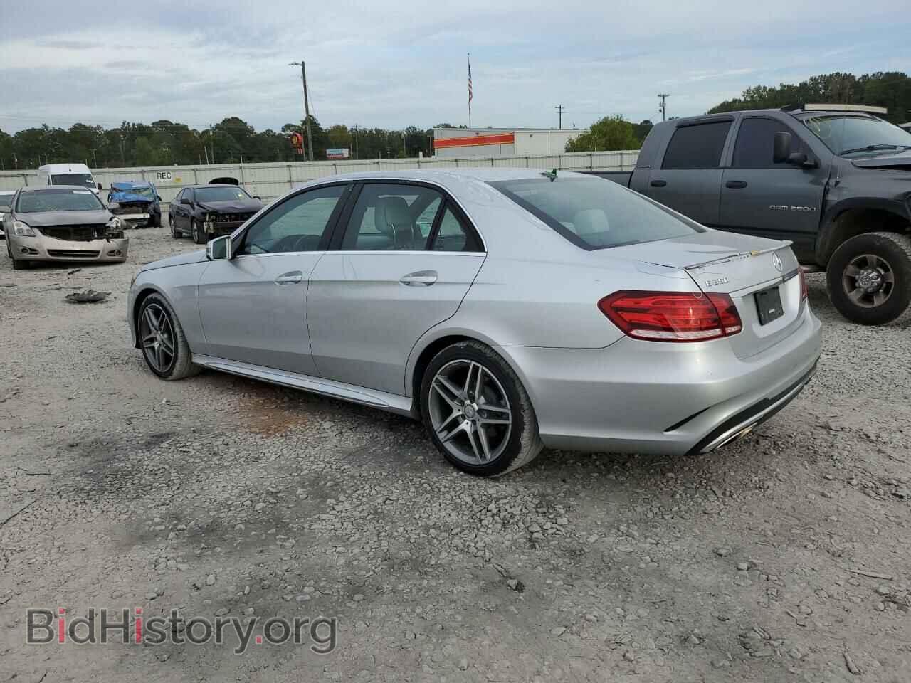 2016 MERCEDES-BENZ E-CLASS - VIN: WDDHF8JB2GB257679 - Фото 2