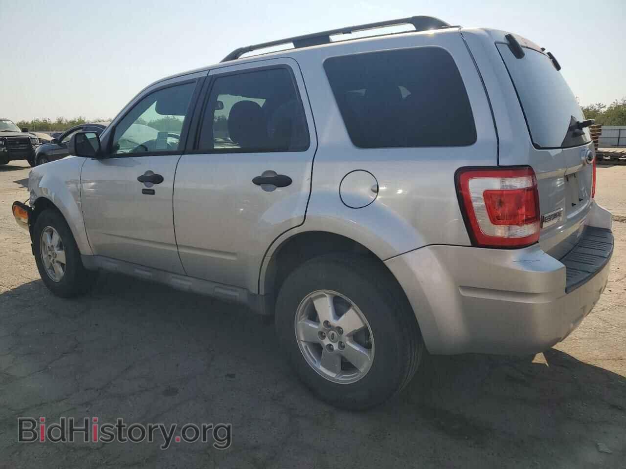 2011 FORD ESCAPE - VIN: 1FMCU0DG6BKC64500 - Фото 2