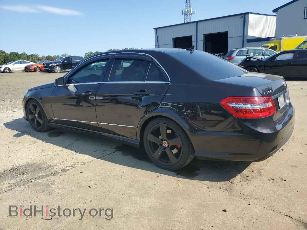 2011 MERCEDES-BENZ E-CLASS - VIN: WDDHF8HB5BA457489 - Фото 2