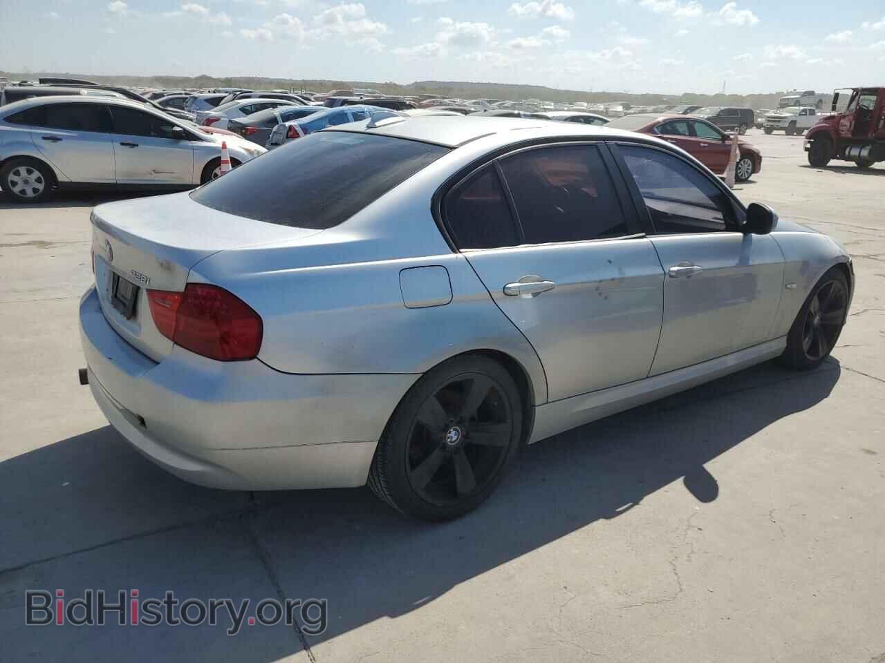 2011 BMW 3 SERIES - VIN: WBAPH7C54BE678163 - Фото 3