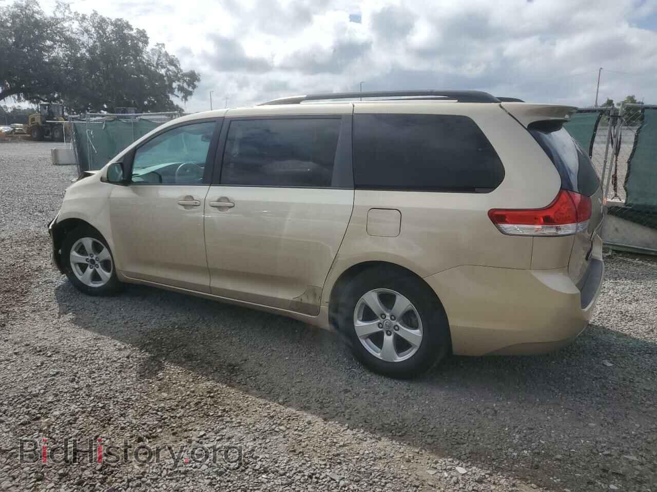 2014 TOYOTA All Models - VIN: 5TDKK3DC6ES412436 - Фото 2