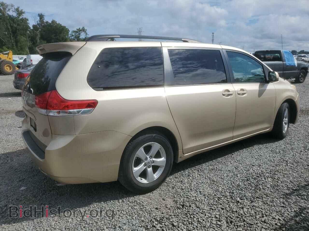 2014 TOYOTA All Models - VIN: 5TDKK3DC6ES412436 - Фото 3