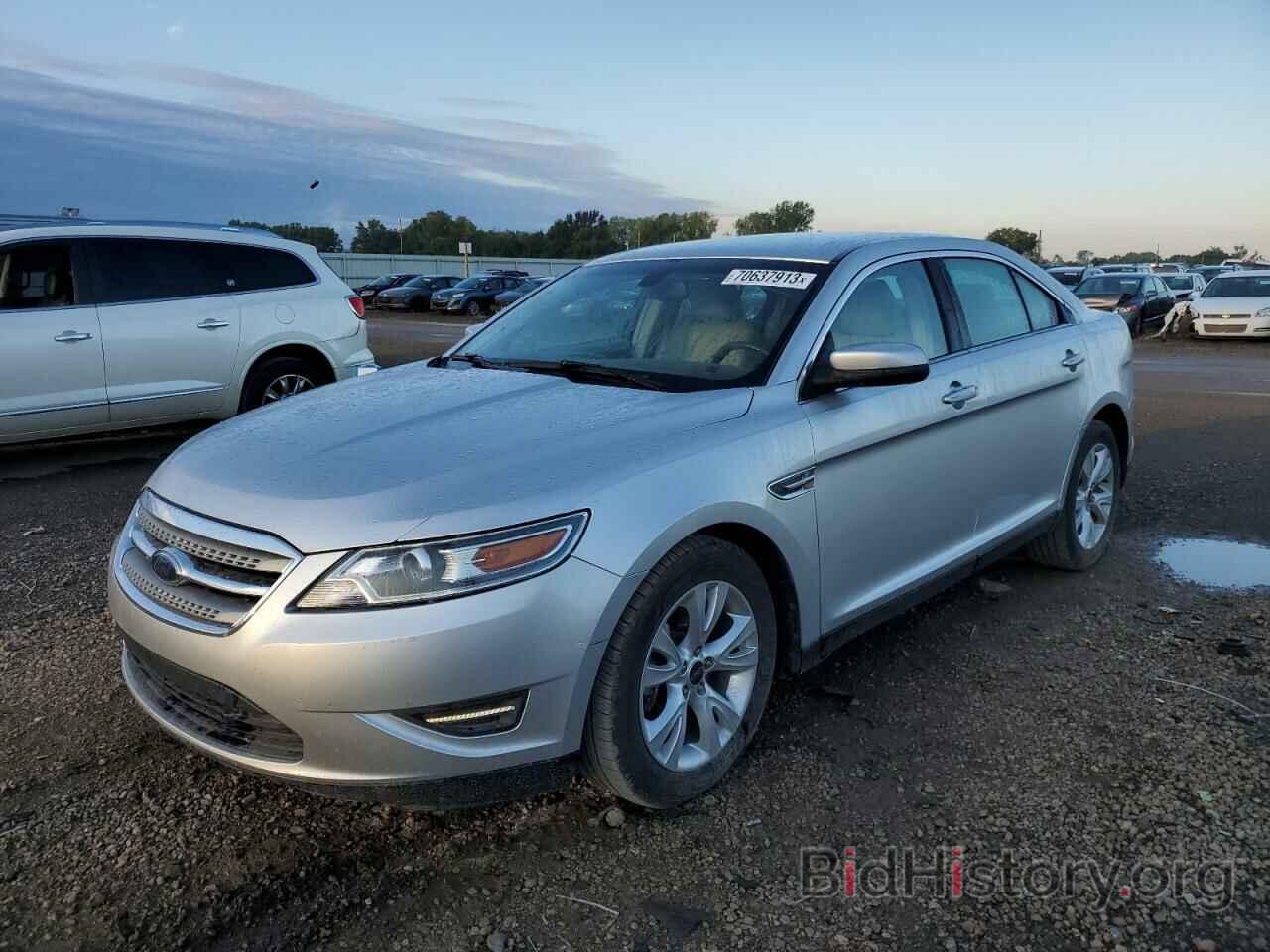 Ford Taurus 2010 багажник