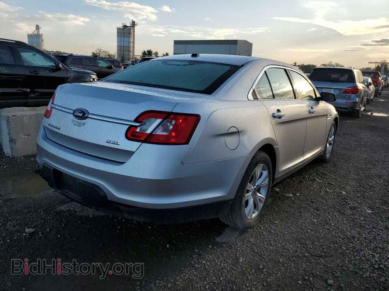 2010 FORD TAURUS - VIN: 1FAHP2EW3AG149010 - Фото 3