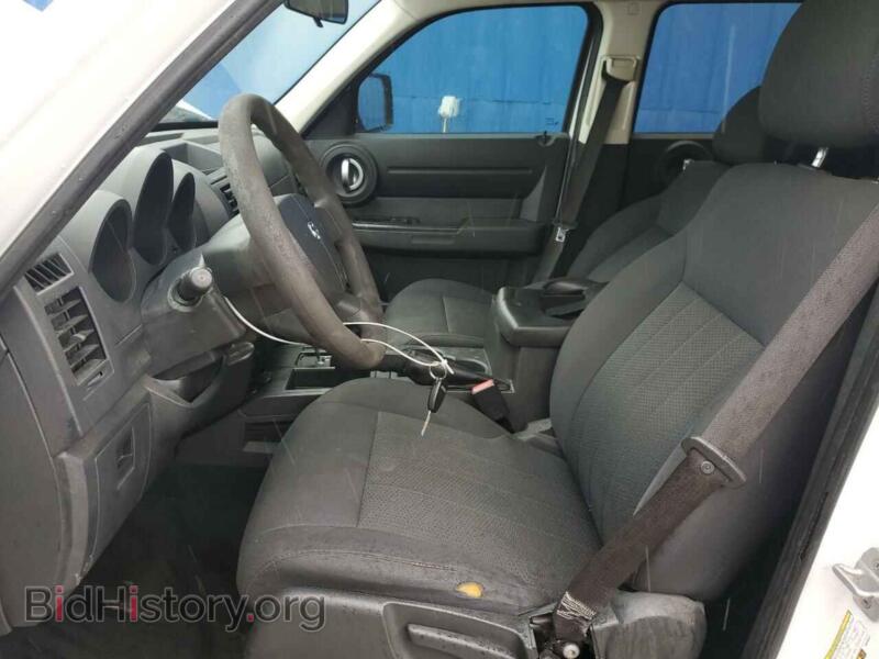 2011 Dodge NITRO (VIN 1D4PT4GK0BW599537) — photo 7 of 12