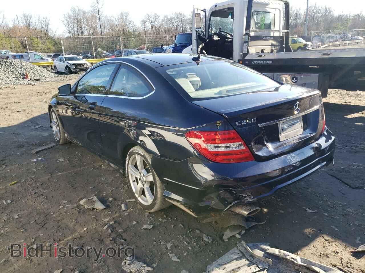2012 MERCEDES-BENZ C-CLASS - VIN: WDDGJ4HB6CF876541 - Фото 2