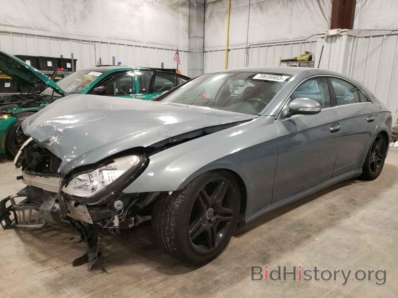 Photo WDDDJ72X17A081974 - MERCEDES-BENZ CLS-CLASS 2007