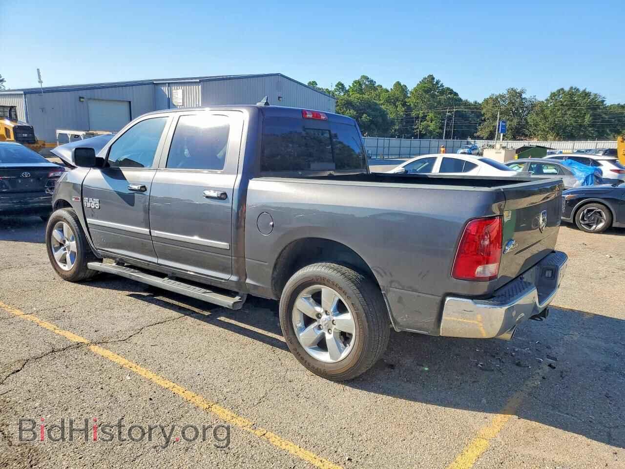 2018 RAM 1500 - VIN: 1C6RR7LM6JS227372 - Photo 2