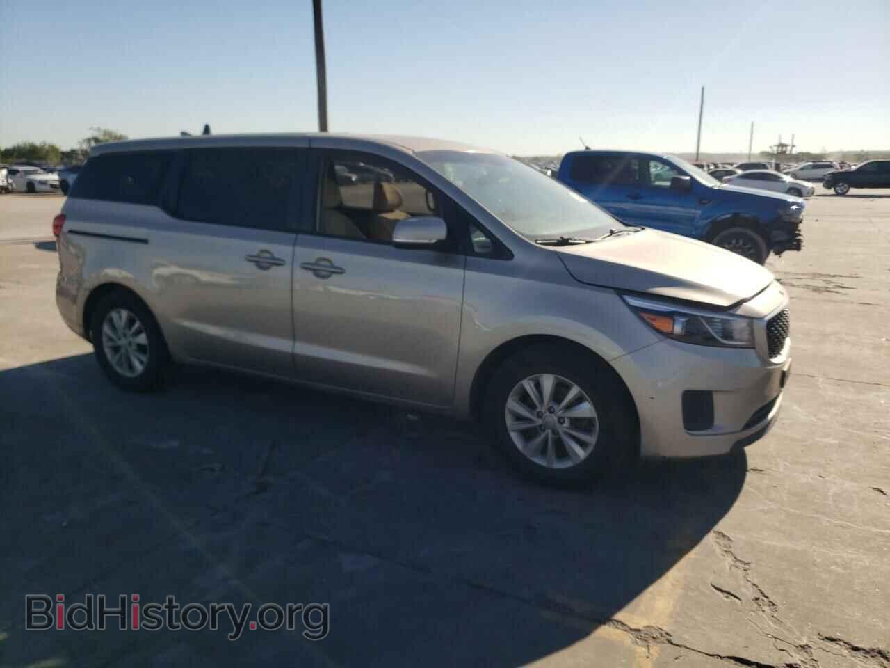 2017 KIA All Models - VIN: KNDMB5C14H6224183 - Photo 4