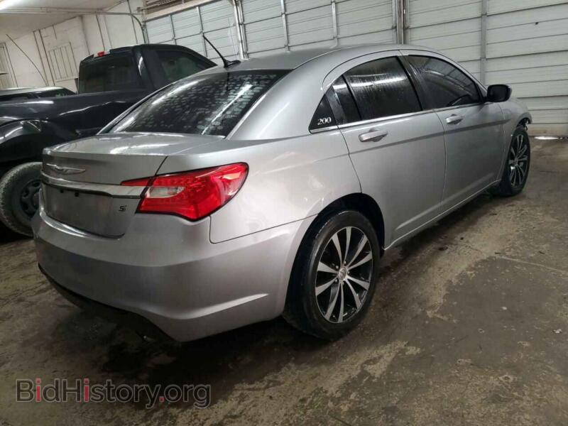 2013 Chrysler 200 (VIN 1C3CCBBG2DN744285) — фото 3 из 13