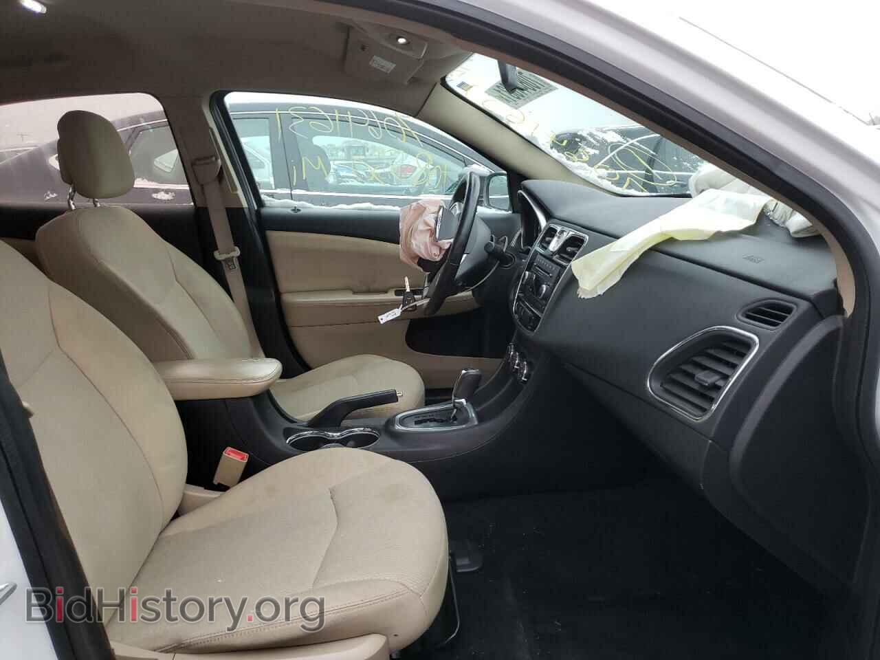 2012 CHRYSLER 200 - VIN: 1C3CCBBB7CN161097 - Фото 5