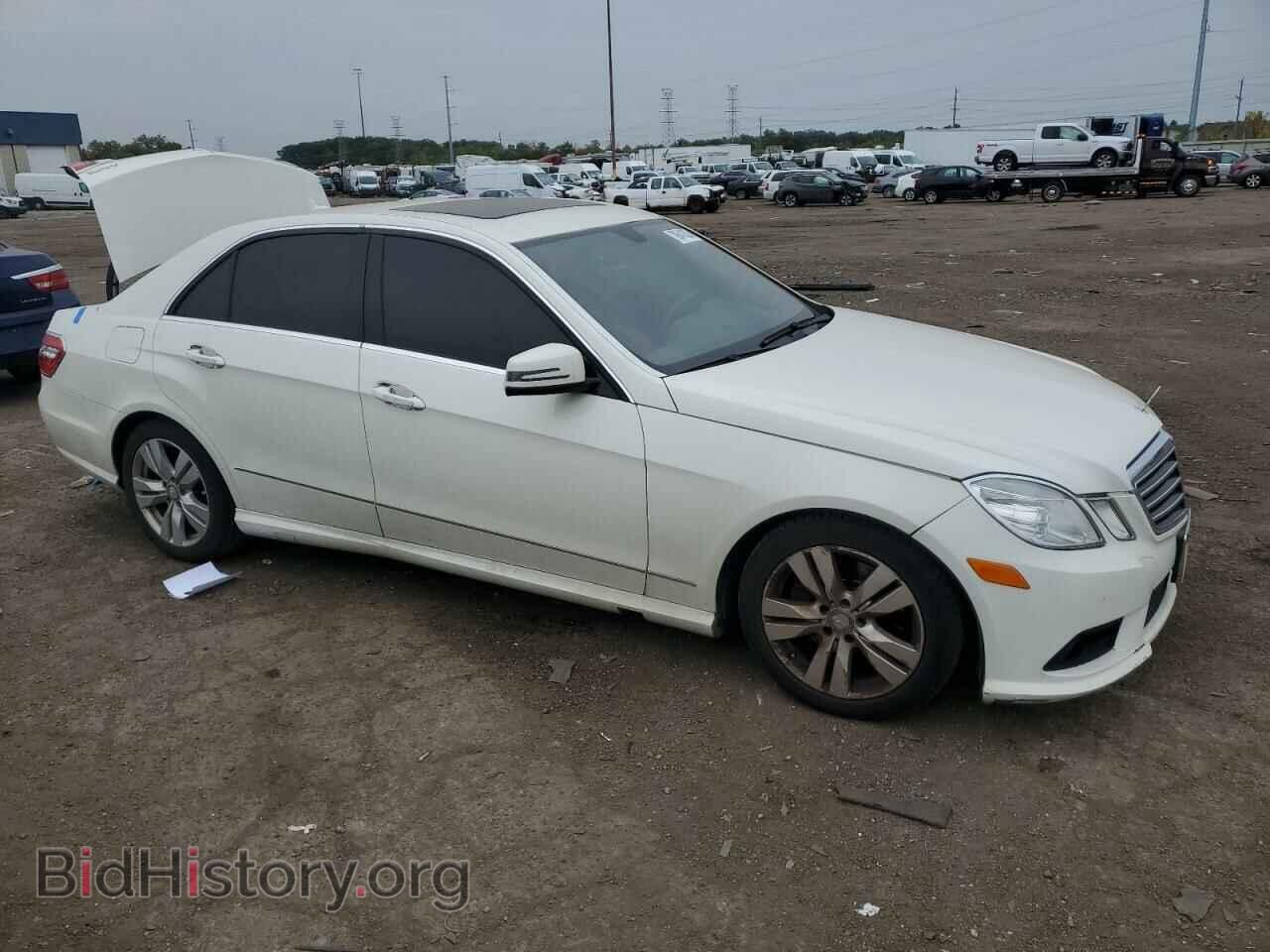 2011 MERCEDES-BENZ E-CLASS - VIN: WDDHF8HB1BA431682 - Фото 4