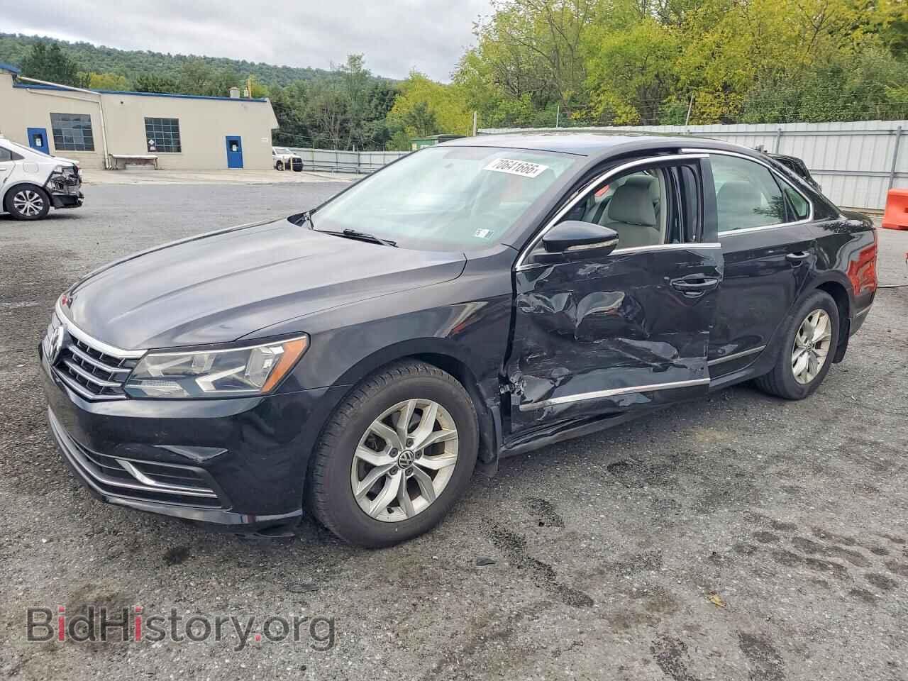 Фотография 1VWAT7A36HC008091 - VOLKSWAGEN PASSAT 2017