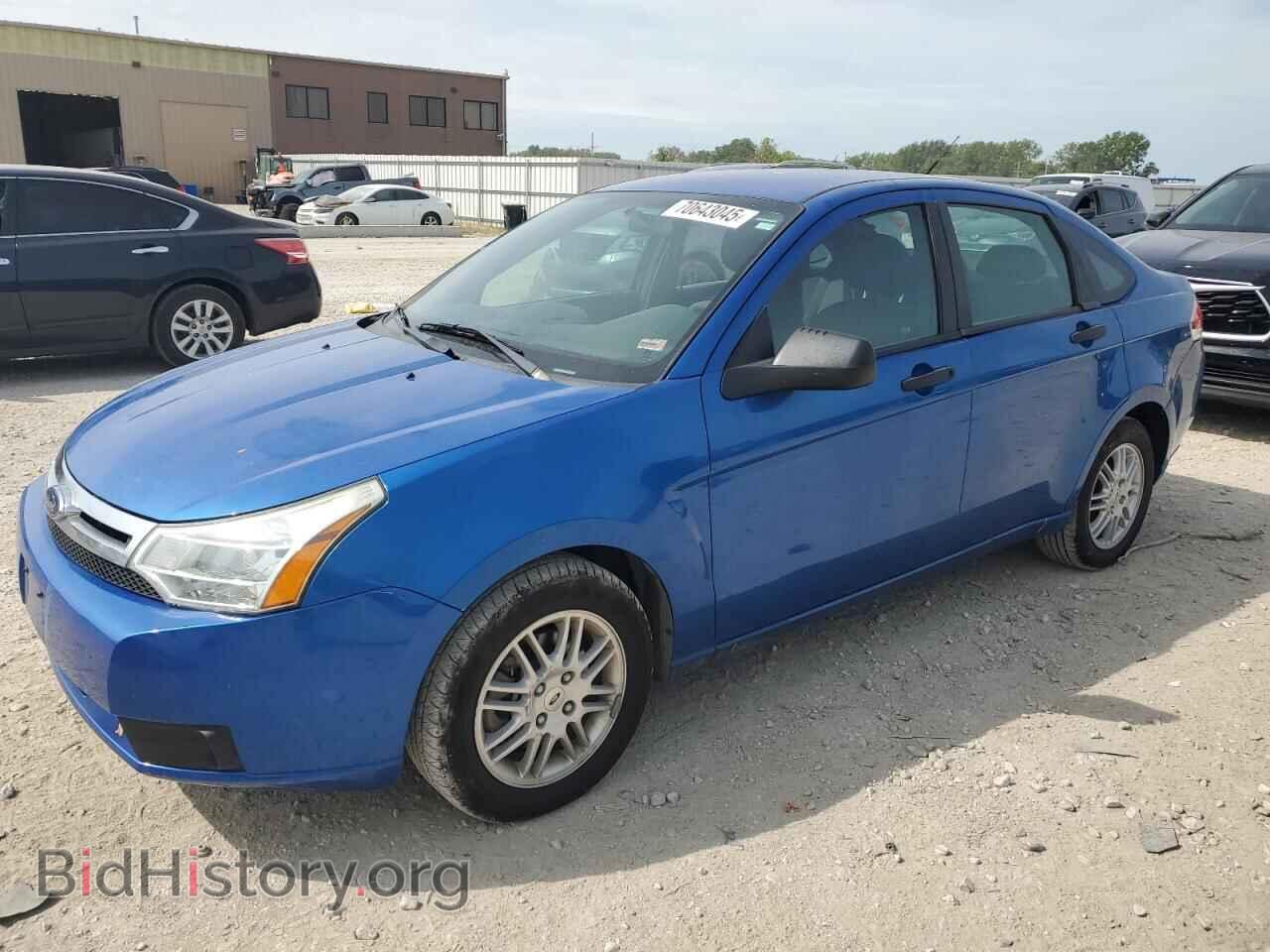 Photo 1FAHP3FN9BW205048 - FORD FOCUS 2011