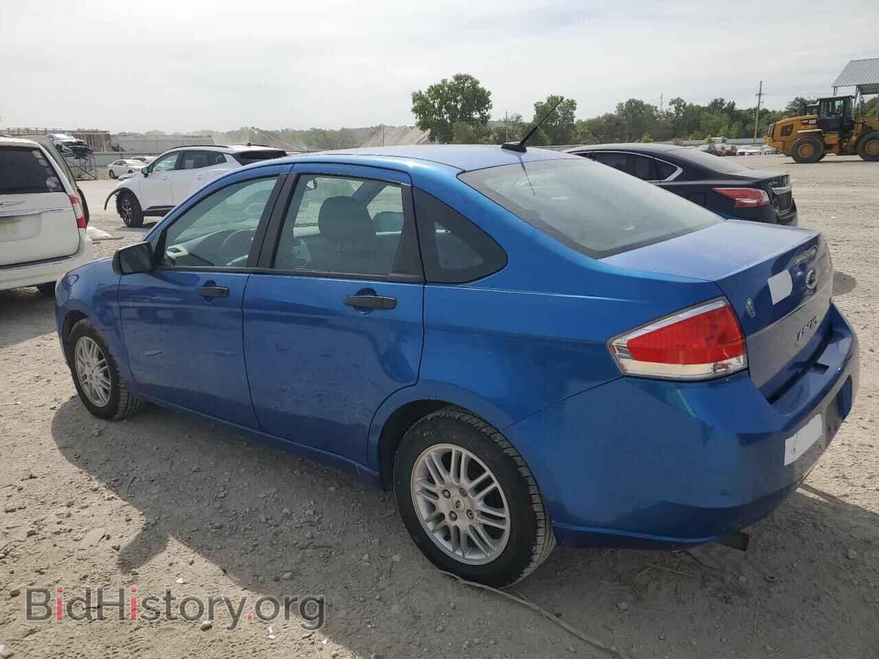 2011 FORD FOCUS - VIN: 1FAHP3FN9BW205048 - Фото 2