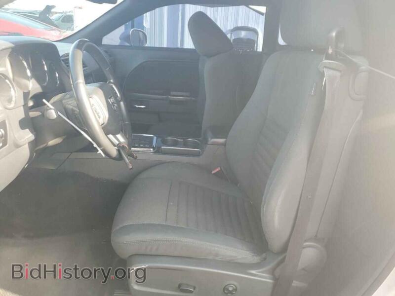 2012 Dodge CHALLENGER (VIN 2C3CDYAG4CH105673) — photo 7 of 12