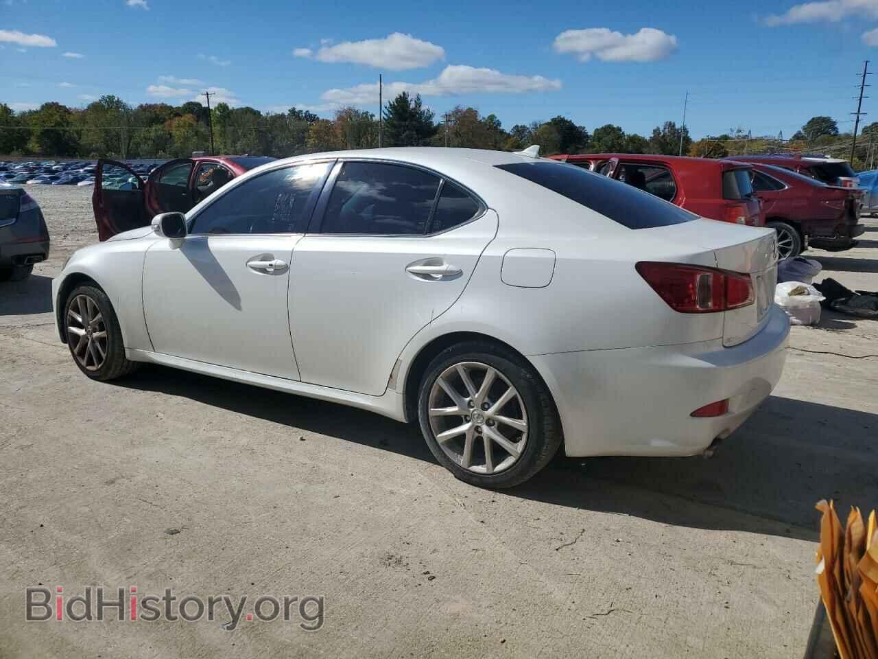 2011 LEXUS IS - VIN: JTHCF5C29B5049112 - Фото 2