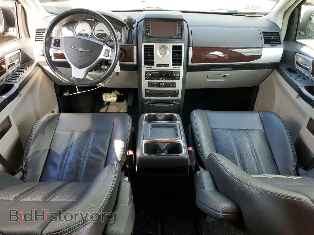2010 CHRYSLER MINIVAN - VIN: 2A4RR8DX4AR423944 - Фото 8