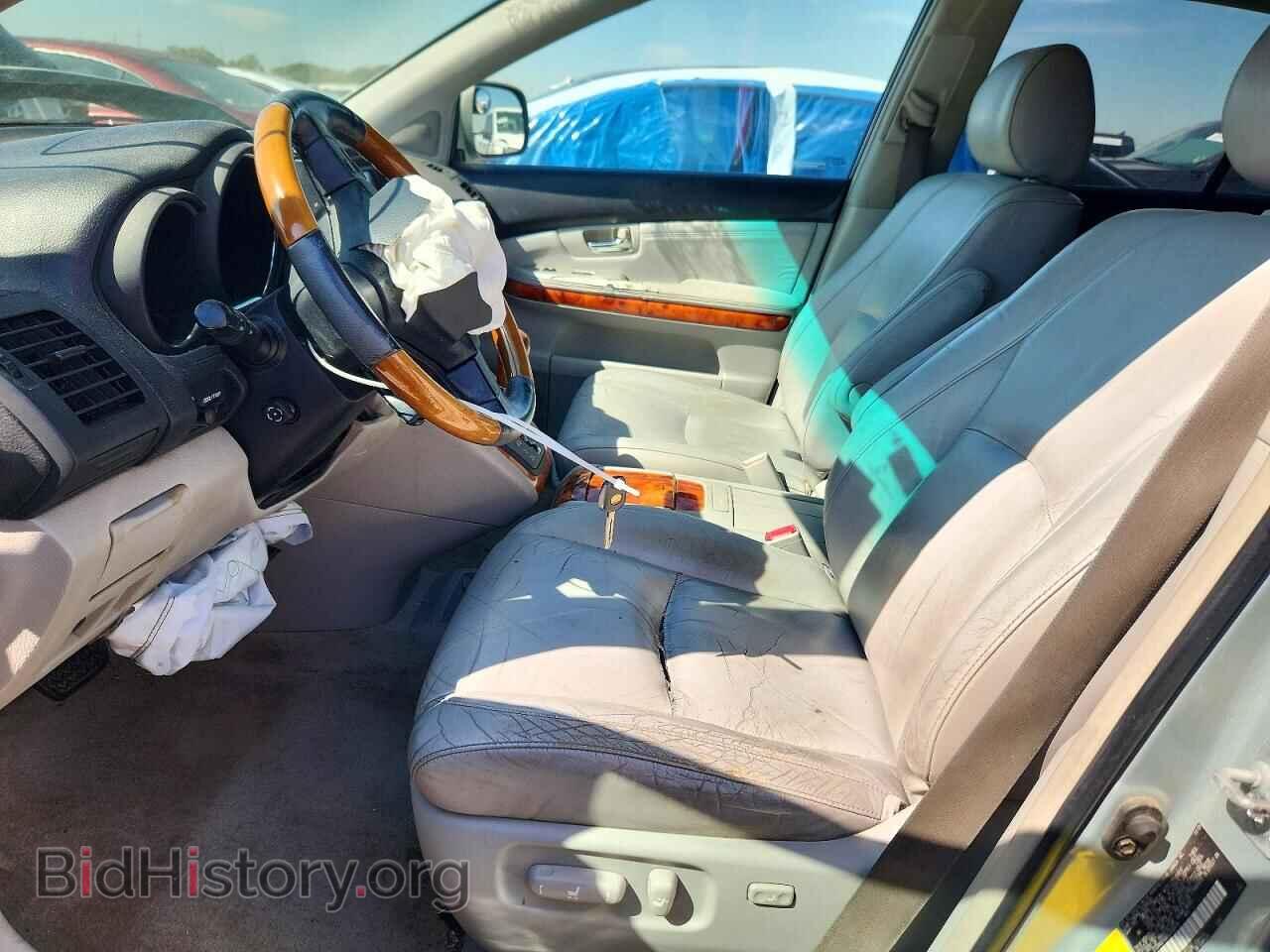2005 LEXUS RX330 - VIN: 2T2HA31U65C050414 - Photo 7