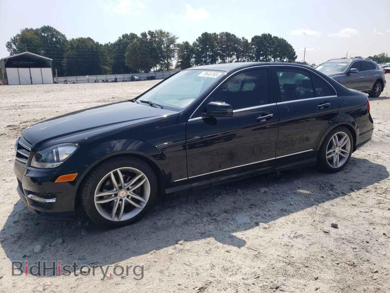 Photo WDDGF4HB3EA933389 - MERCEDES-BENZ C-CLASS 2014