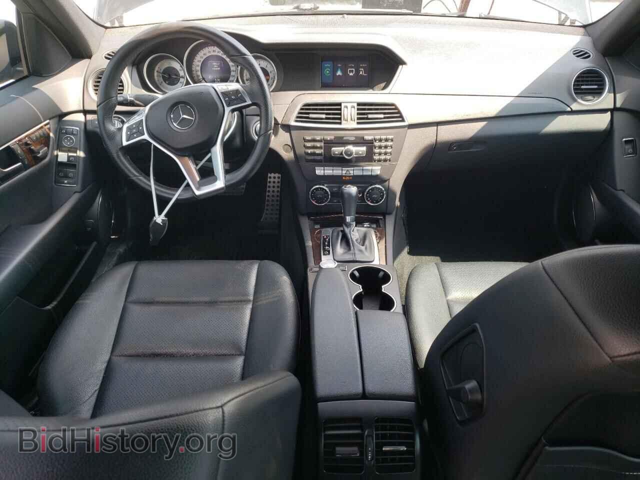 2014 MERCEDES-BENZ C-CLASS - VIN: WDDGF4HB3EA933389 - Фото 8