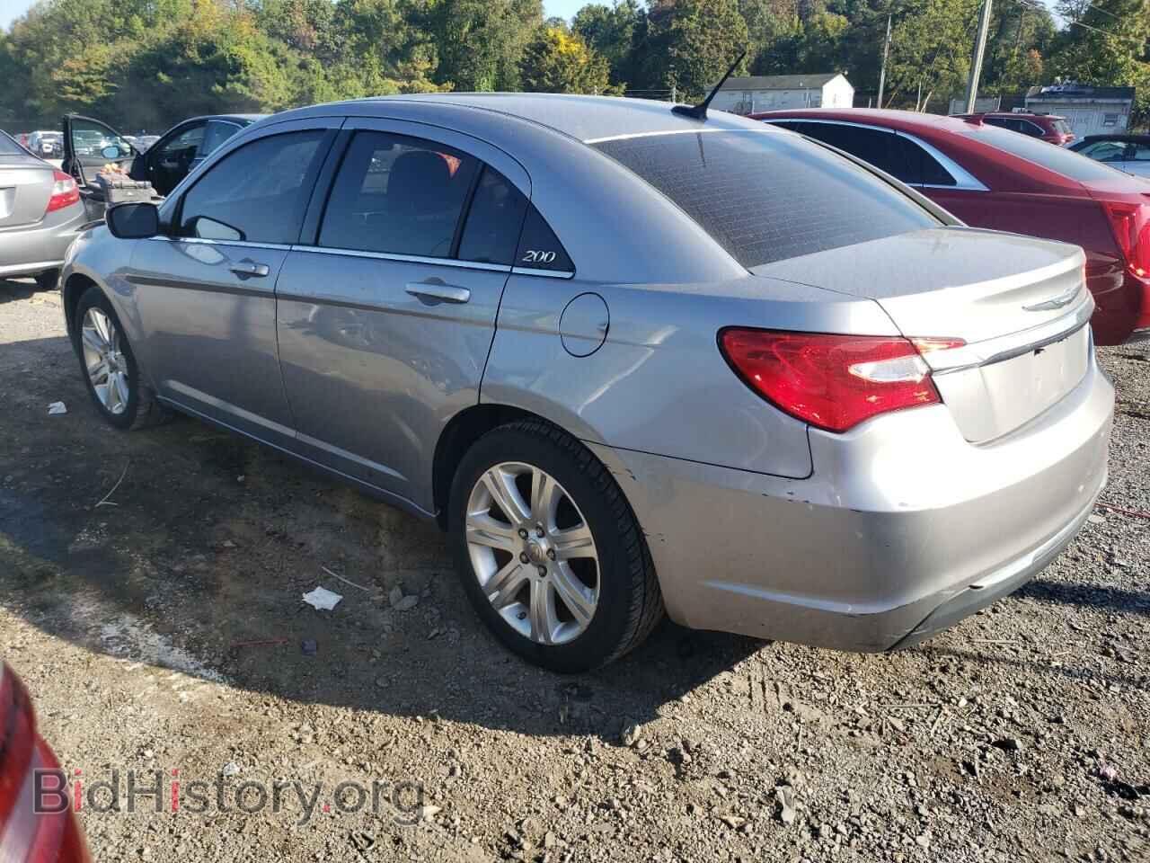 2013 CHRYSLER 200 - VIN: 1C3CCBBB7DN621067 - Фото 2