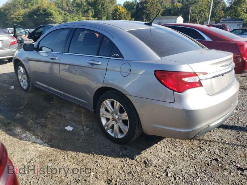 2013 Chrysler 200 (VIN 1C3CCBBB7DN621067) — photo 2 of 12