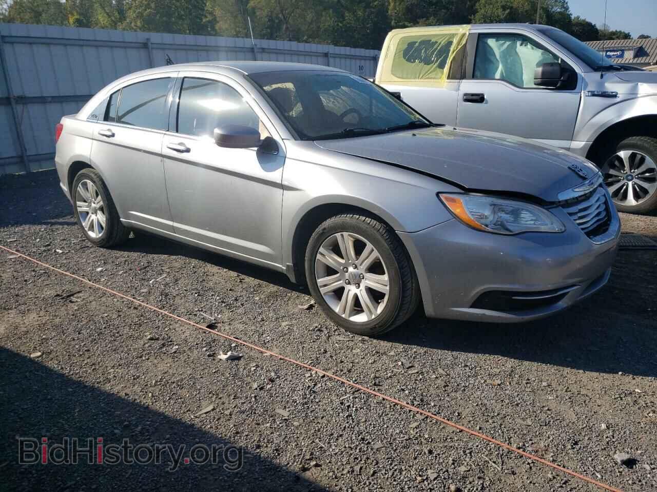 2013 CHRYSLER 200 - VIN: 1C3CCBBB7DN621067 - Фото 4