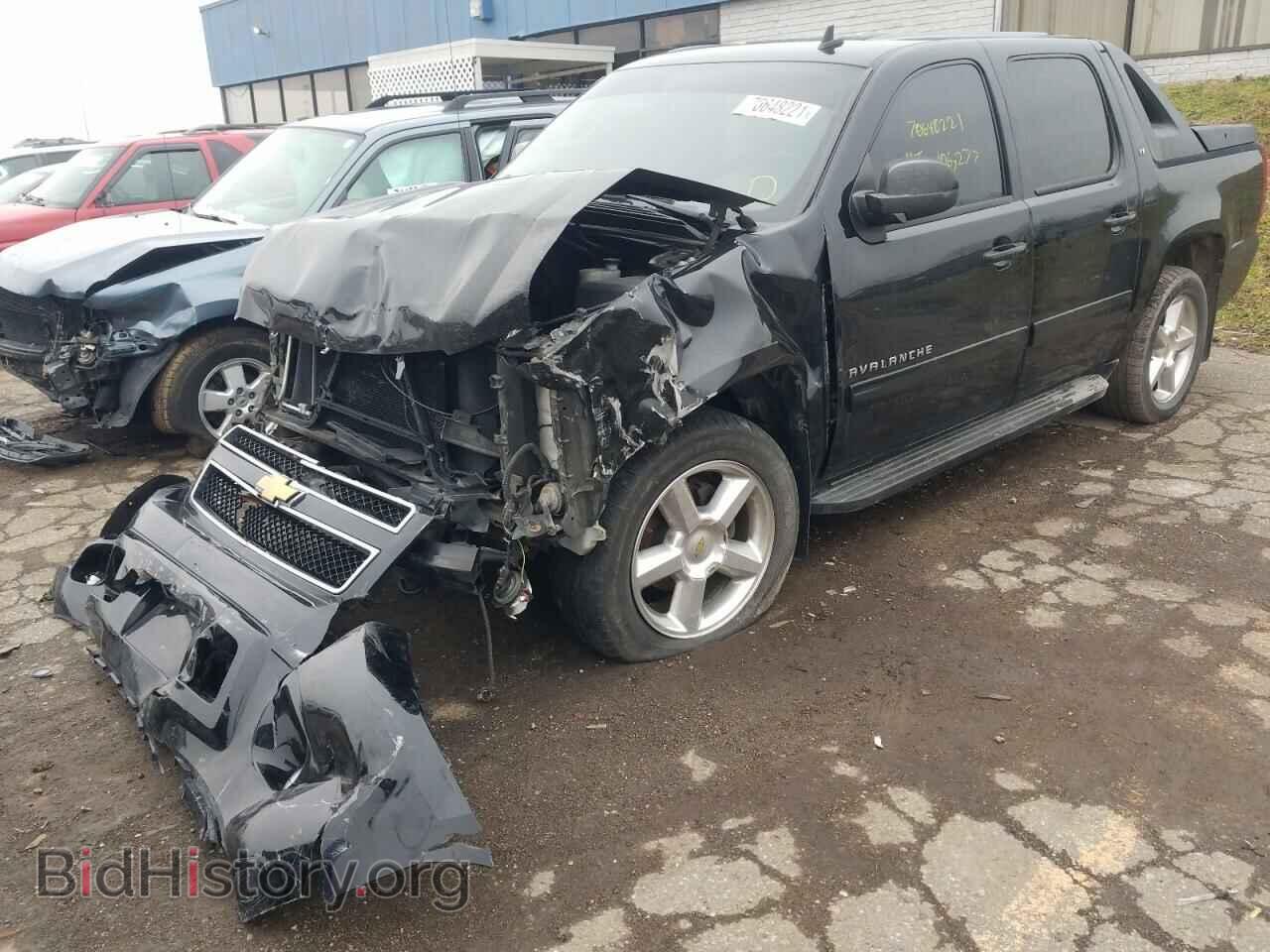2012 CHEVROLET AVALANCHE - VIN: 3GNTKFE7XCG135106 - Фото 2
