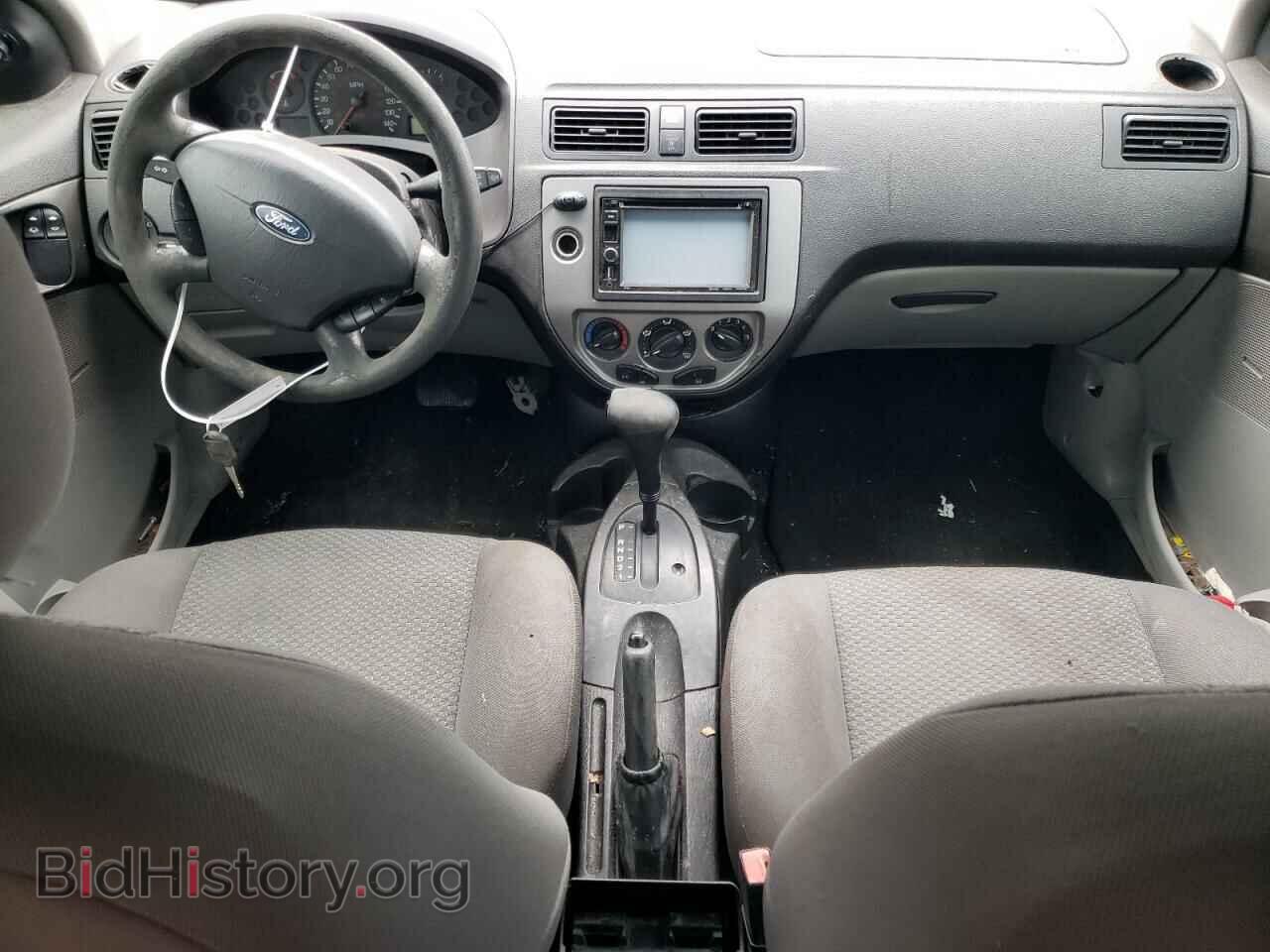 2007 FORD FOCUS - VIN: 1FAFP31N27W196585 - Фото 8