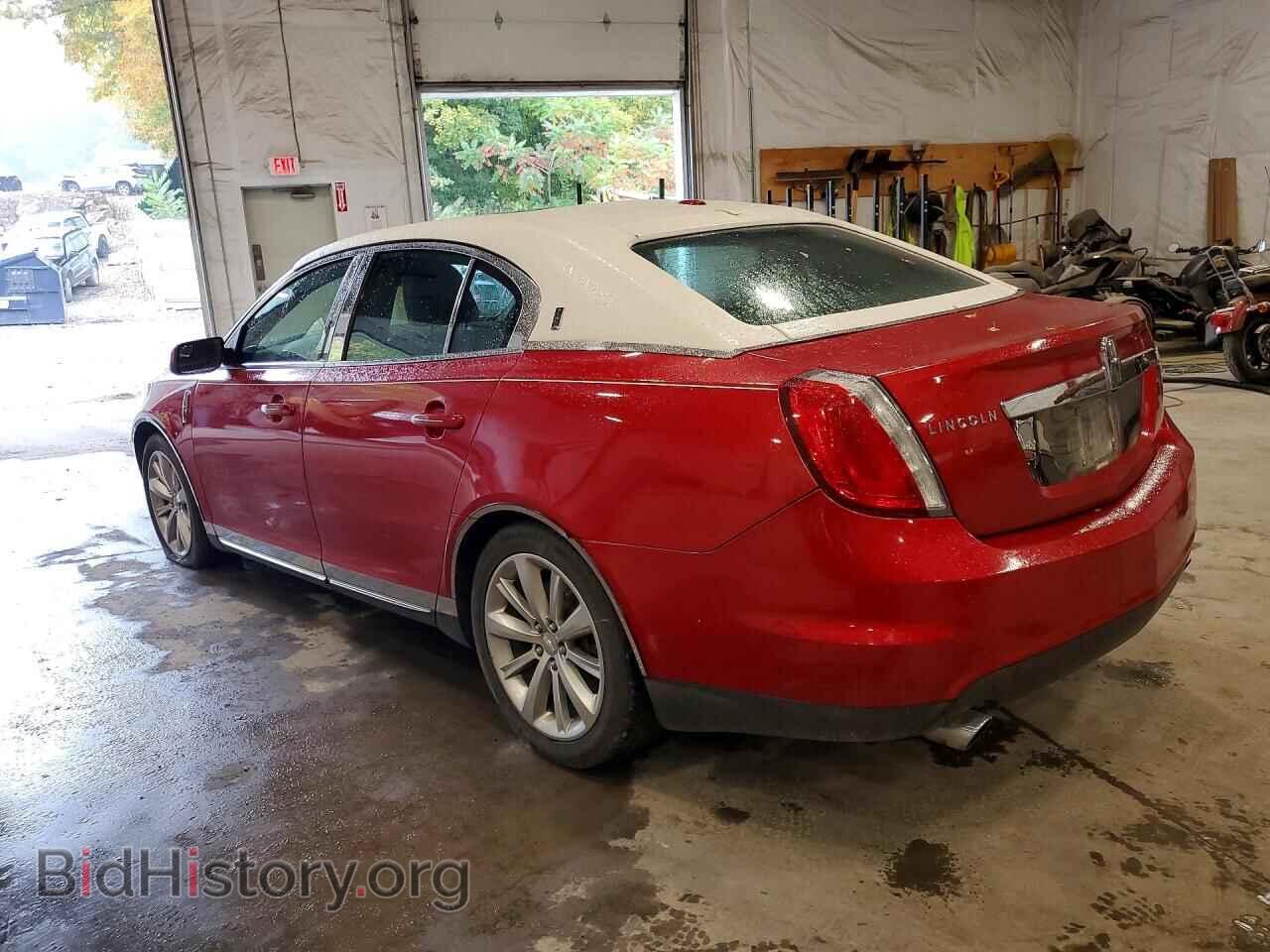 2011 LINCOLN MKS - VIN: 1LNHL9ER8BG610630 - Фото 2