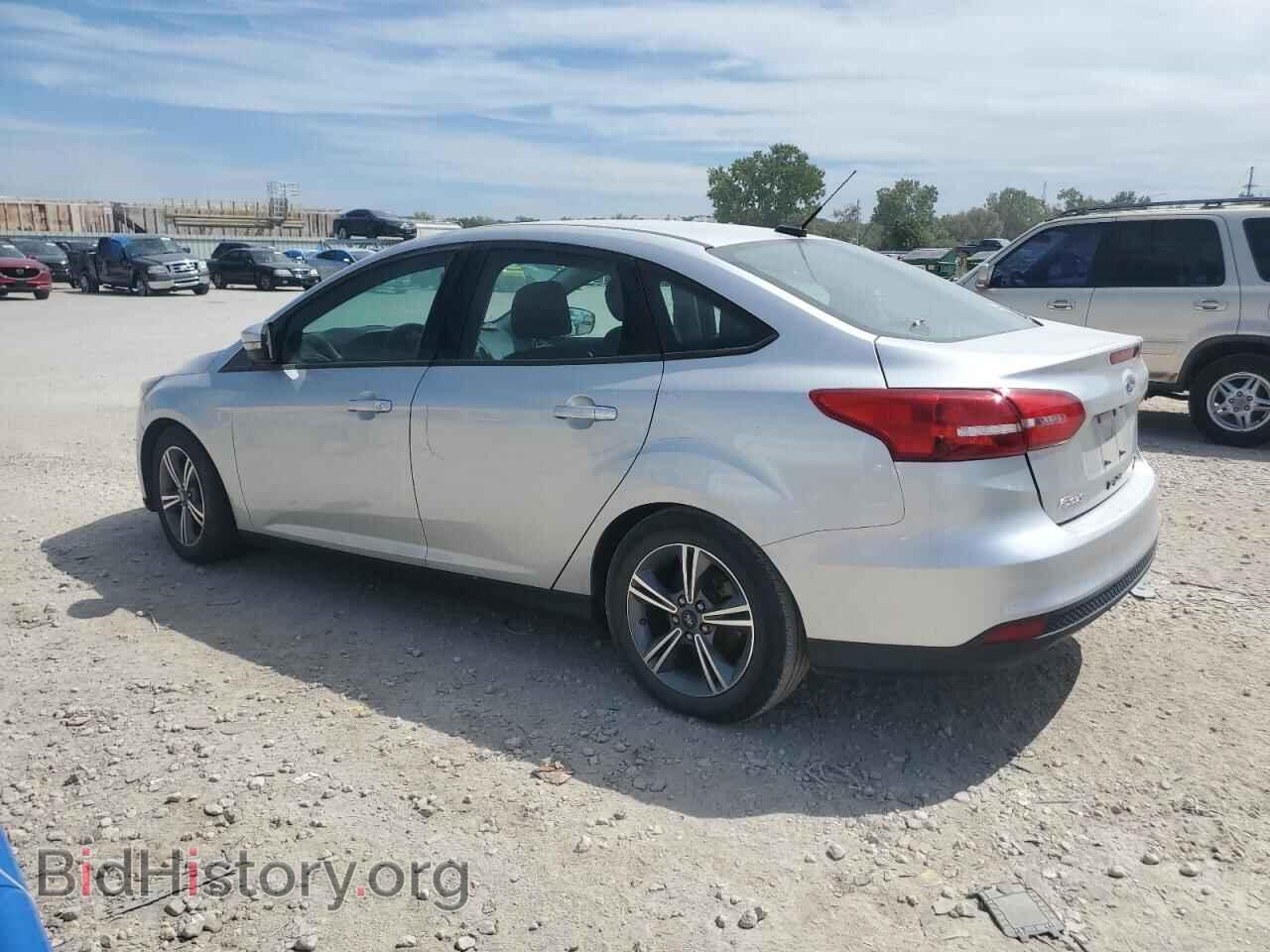 2016 FORD FOCUS - VIN: 1FADP3FE0GL360966 - Фото 2