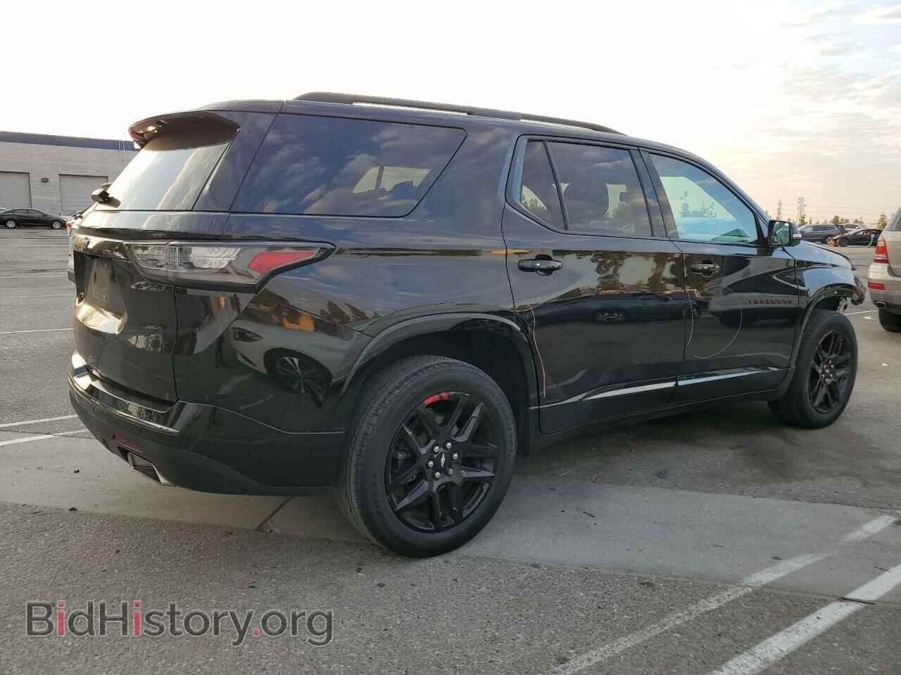 2020 CHEVROLET TRAVERSE - VIN: 1GNERKKW8LJ217536 - Фото 3