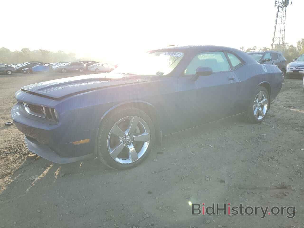 Photo 2B3LJ54T69H510424 - DODGE CHALLENGER 2009