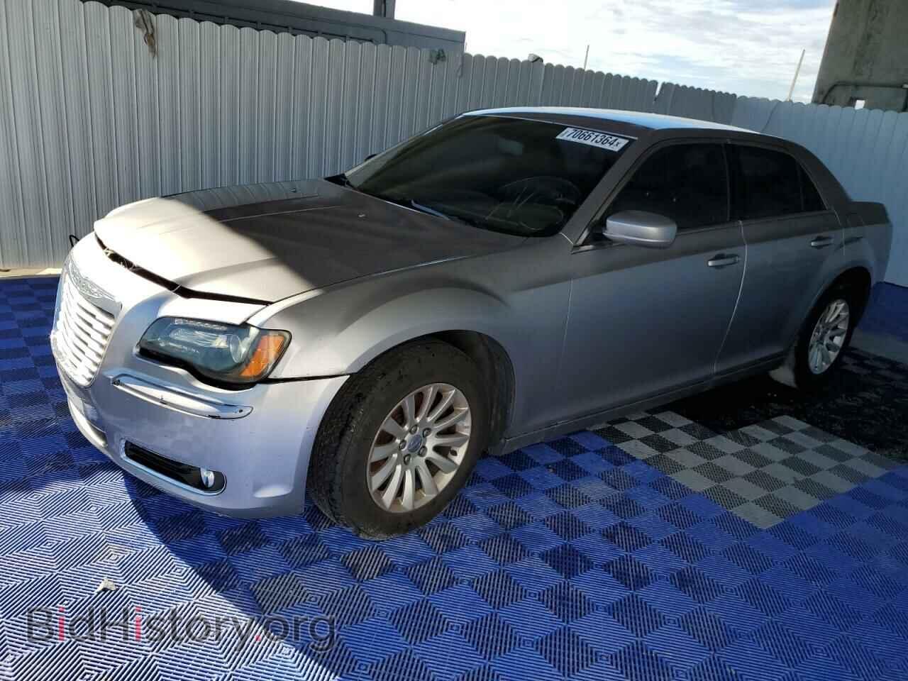 Фотография 2C3CCAAG2DH600353 - CHRYSLER 300 2013