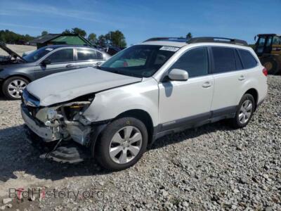 2011 Subaru OUTBACK 2.5I Premium, белый — VIN 4S4BRBGC8B1442186, Copart