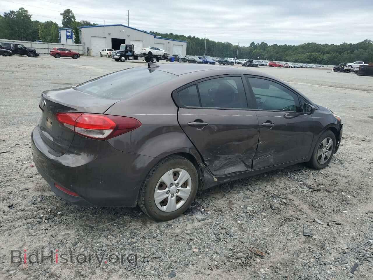 2017 KIA FORTE - VIN: 3KPFK4A76HE070158 - Фото 3
