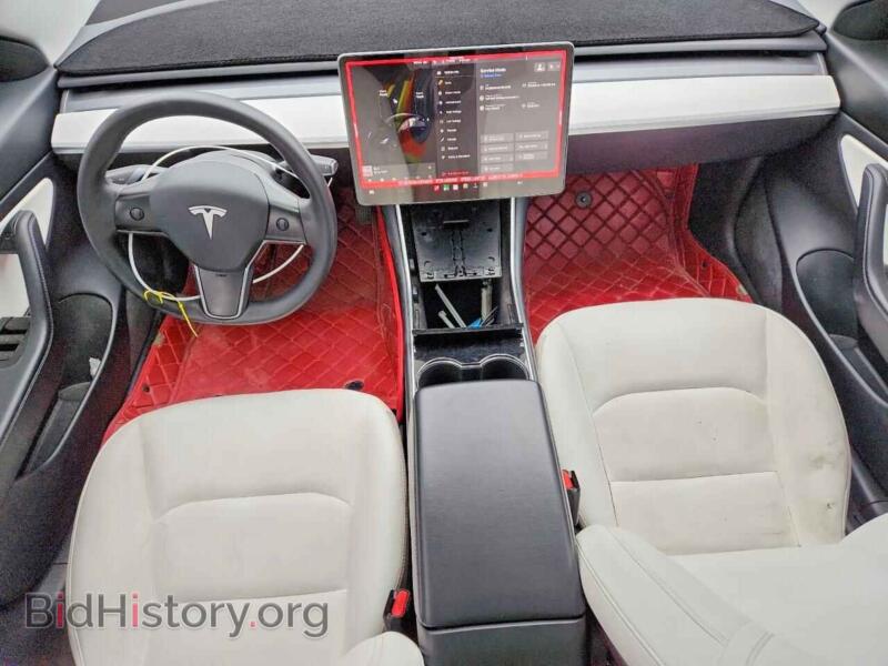 2020 Tesla MODEL 3 (VIN 5YJ3E1EA5LF804936) — фото 8 из 13